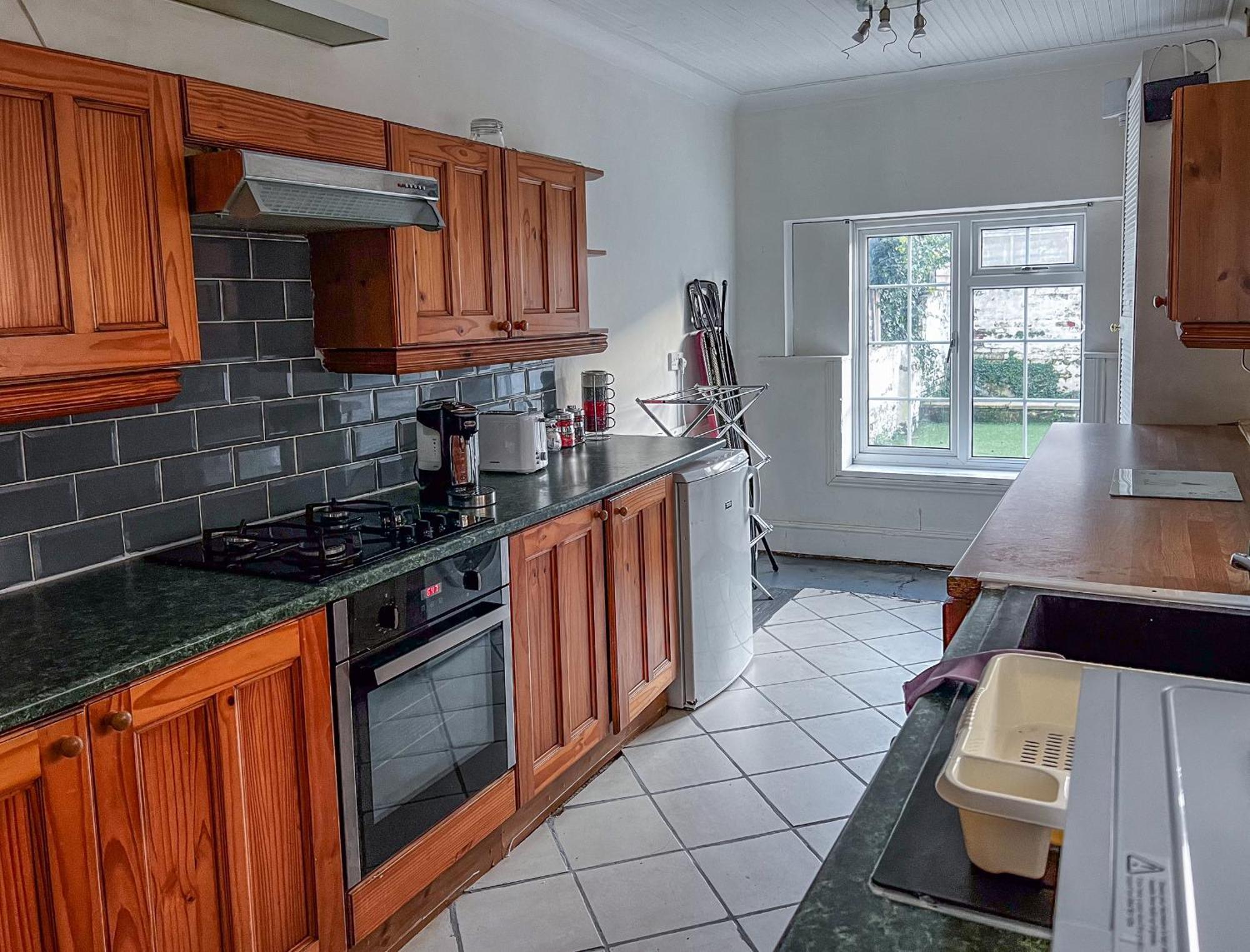 Spacious Retreat - Remote Worker & Family Friendly Portsmouth Exterior foto